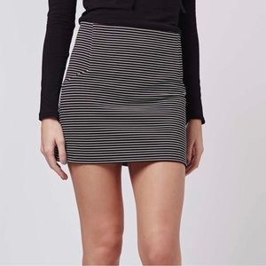 TOPSHOP Mini Skirt